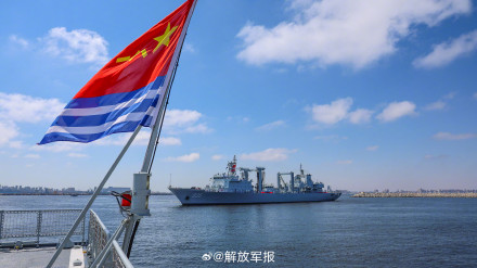 海军第46批护航编队焦作舰、洪湖舰抵达埃及亚历山大港访问