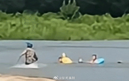 痛心！41岁男子勇救三名落水儿童后不幸溺亡