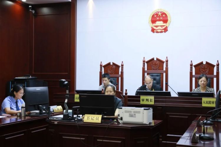 “网恋”变成“杀猪盘”,男子2年网恋7个女友“借爱行骗”193万余元被判刑 “网恋”变成“杀猪盘”,男子2年网恋7个女友“借爱行骗”193万余元被判刑