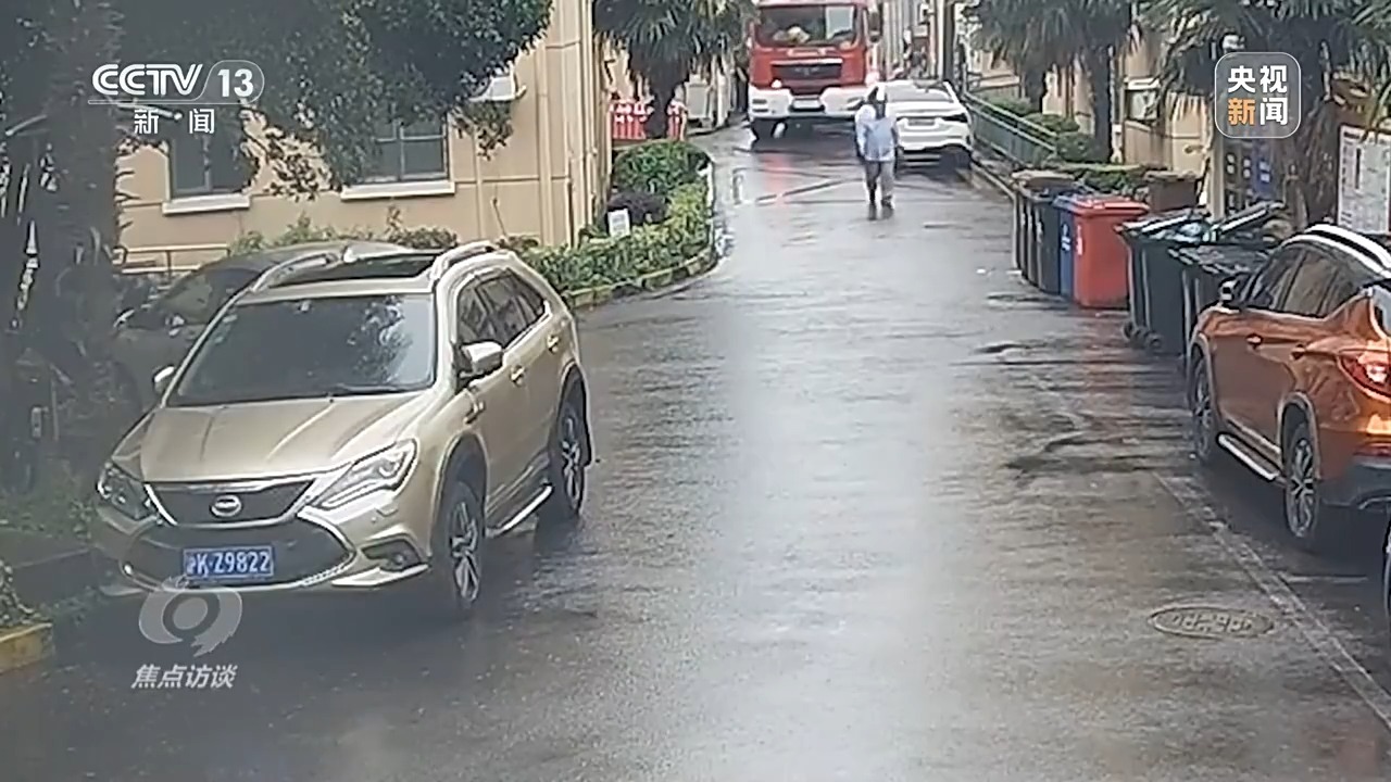 这些“生命通道”能否顺利逃生?记者暗访→ 这些“生命通道”能否顺利逃生?记者暗访→