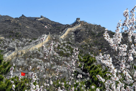 外媒关注：八达岭长城景区开始用无人机“送外卖”