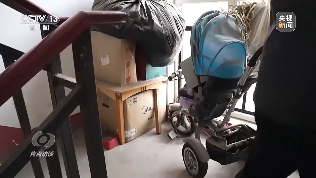 这些“生命通道”能否顺利逃生?记者暗访→ 这些“生命通道”能否顺利逃生?记者暗访→