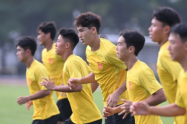 U16中国男足今战日本队 足协主席现场为小将鼓劲 希望要有“五敢”