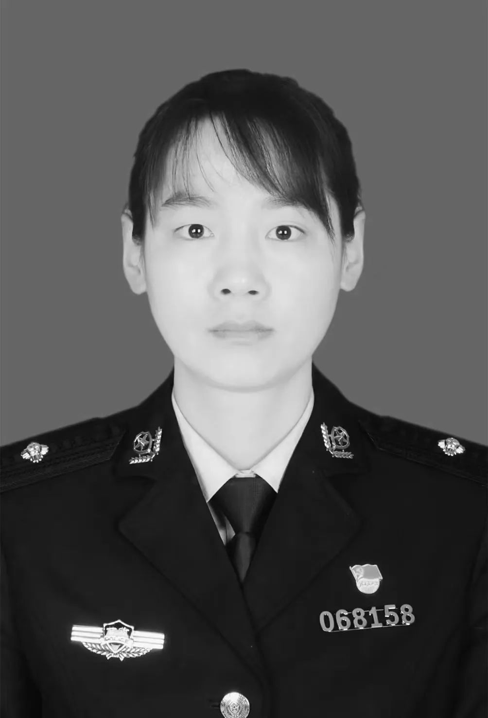 心痛!甘肃女交警史杰因公牺牲,年仅29岁 心痛!甘肃女交警史杰因公牺牲,年仅29岁