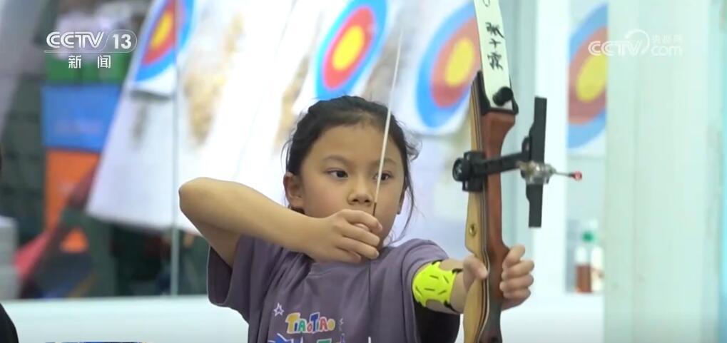 奥运赛事助推运动热潮 带动体育消费“火”起来“热”起来 奥运赛事助推运动热潮 带动体育消费“火”起来“热”起来