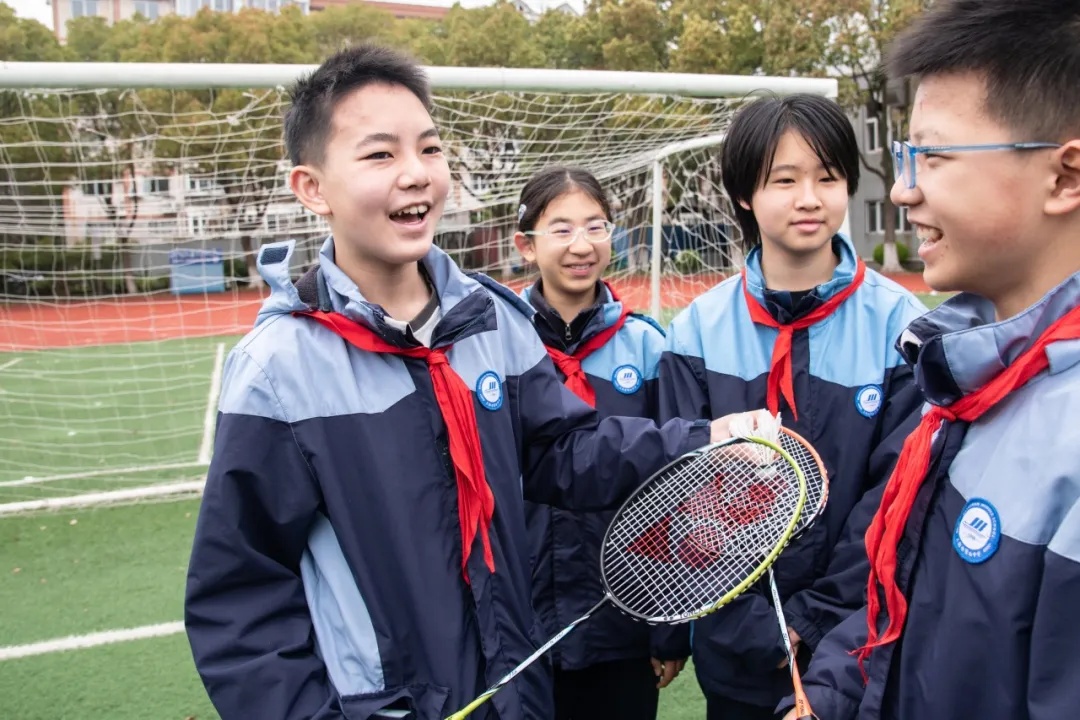 “我长大了，我要救妈妈！”上海13岁好少年看哭网友