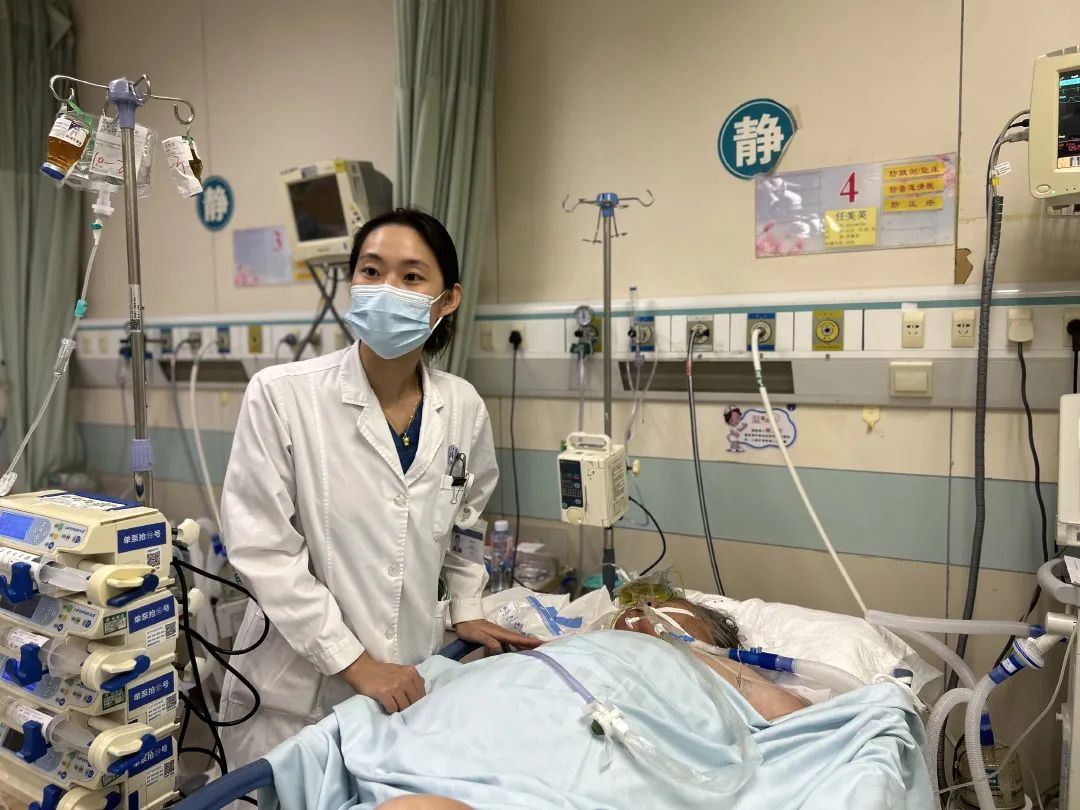 24小时在“风口浪尖”,急诊医生很难、也很缺 24小时在“风口浪尖”,急诊医生很难、也很缺