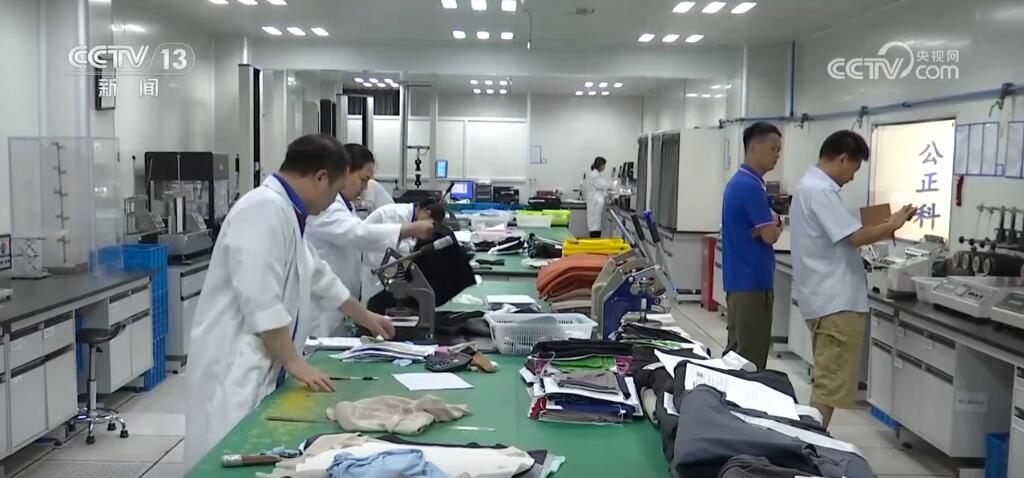 奥运赛事助推运动热潮 带动体育消费“火”起来“热”起来 奥运赛事助推运动热潮 带动体育消费“火”起来“热”起来