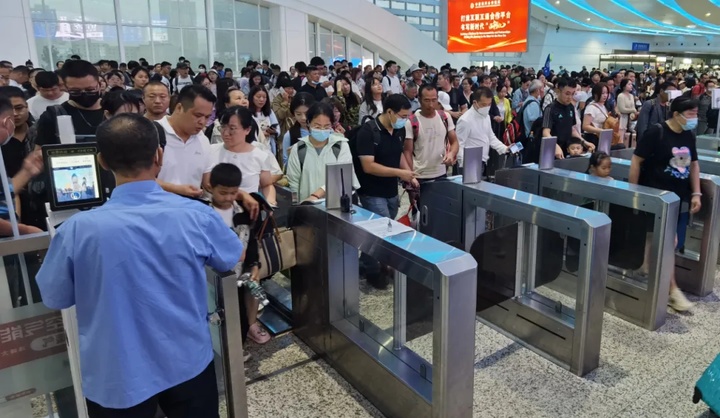 连云港高铁站到发旅客突破千万