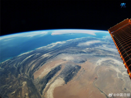 宇宙级出品！航天员叶光富在轨拍摄地球美景