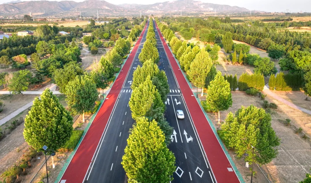山西这条旅游公路→ 正式通车 山西这条旅游公路→ 正式通车