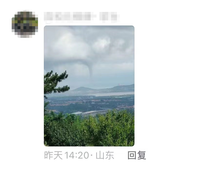震撼！青岛海面出现罕见一幕，“龙王来进货了”？现场画面→