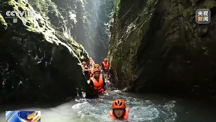 遇到有人溺水,该怎么科学施救?这些措施请牢记 遇到有人溺水,该怎么科学施救?这些措施请牢记