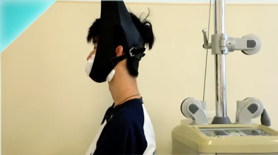 你可能正在偷偷毁掉你的颈椎! 你可能正在偷偷毁掉你的颈椎!