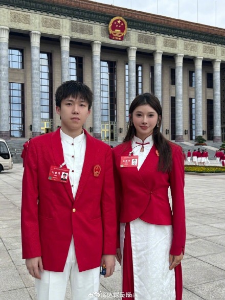 梦幻联动了！网友：奥运健儿密集晒合照对我眼睛很好