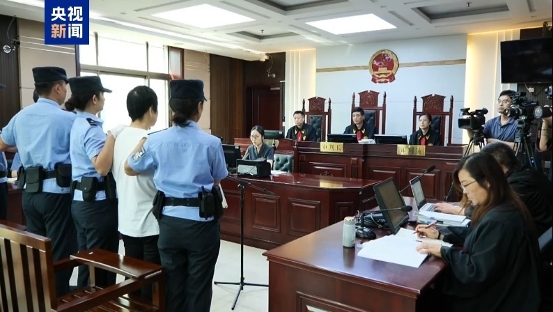 电影《失孤》原型郭刚堂之子被拐案二审择期宣判,有新被拐儿童家属出庭作证 电影《失孤》原型郭刚堂之子被拐案二审择期宣判,有新被拐儿童家属出庭作证