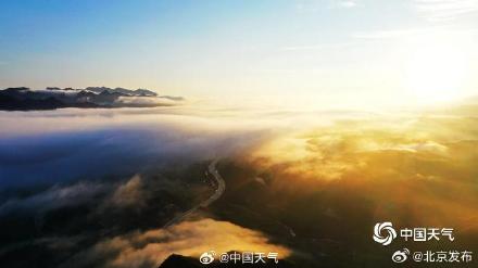 壮观！北京晨曦与云海同框，风景壮美如画