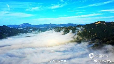 壮观！北京晨曦与云海同框，风景壮美如画