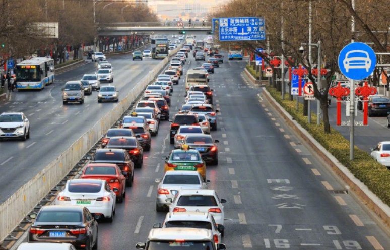 北京将扩大节假日公交道开放范围,统一使用时间,试点优化快速公交道! 北京将扩大节假日公交道开放范围,统一使用时间,试点优化快速公交道!