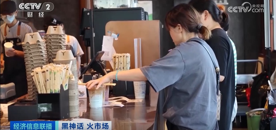 泼天流量全球圈粉 “悟空”IP引爆市场!周边产品上线“秒空” 泼天流量全球圈粉 “悟空”IP引爆市场!周边产品上线“秒空”