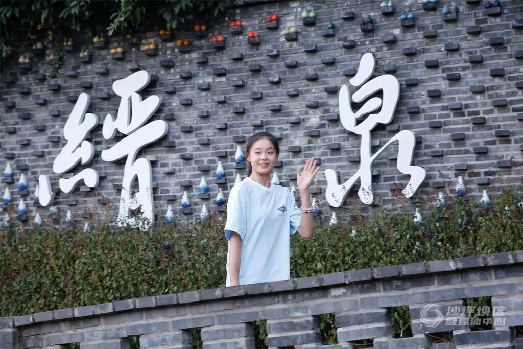 奥运冠军、重庆妹儿丁欣怡,解锁新身份! 奥运冠军、重庆妹儿丁欣怡,解锁新身份!