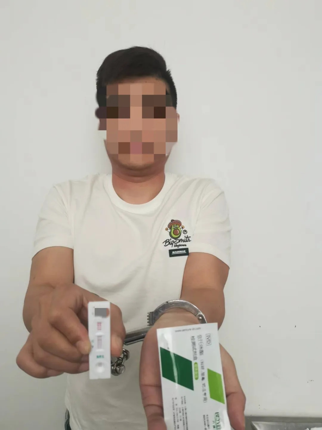 情侣费尽心机“洗白”毒资,结果双双被拘 情侣费尽心机“洗白”毒资,结果双双被拘