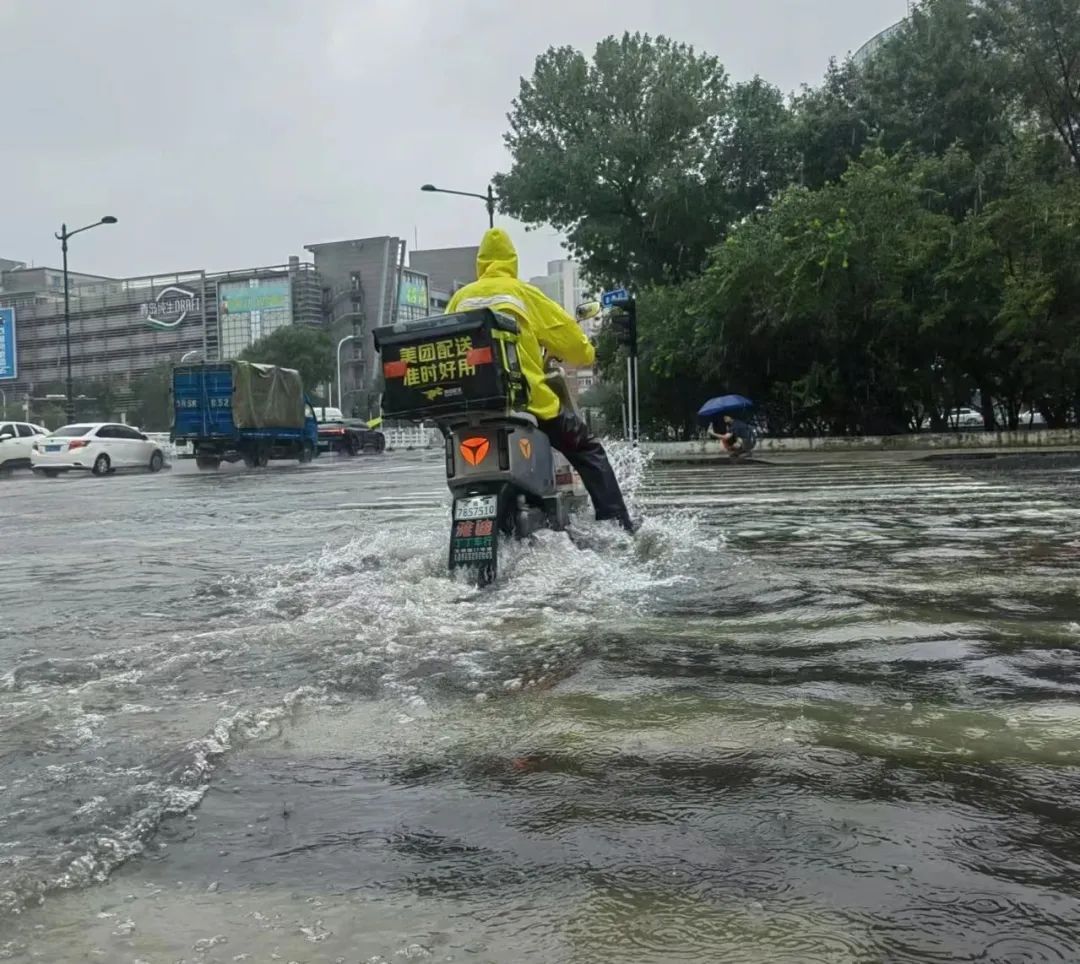 天气 | 天津这里降水量全国第一！啥时停？63条公交受影响！这些点位封闭！