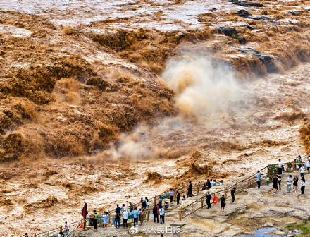 震撼!黄河壶口瀑布壮观景象 震撼!黄河壶口瀑布壮观景象