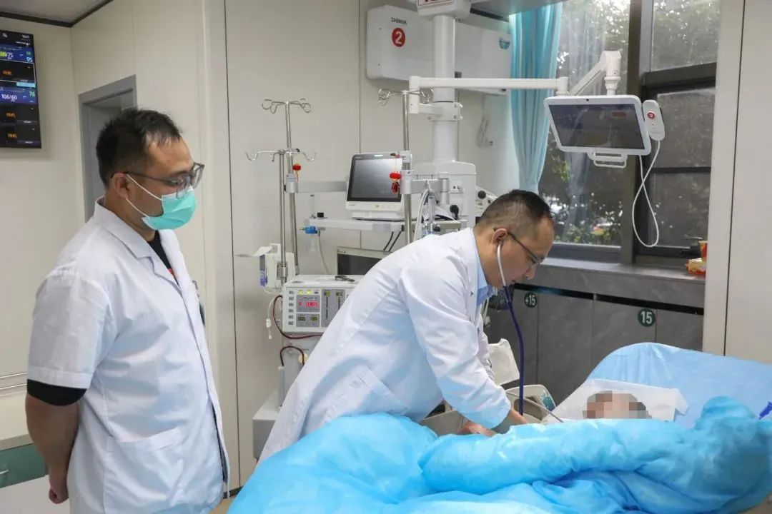 一口下肚,镇江六旬老人直接进了ICU!不少人都爱吃…… 一口下肚,镇江六旬老人直接进了ICU!不少人都爱吃……