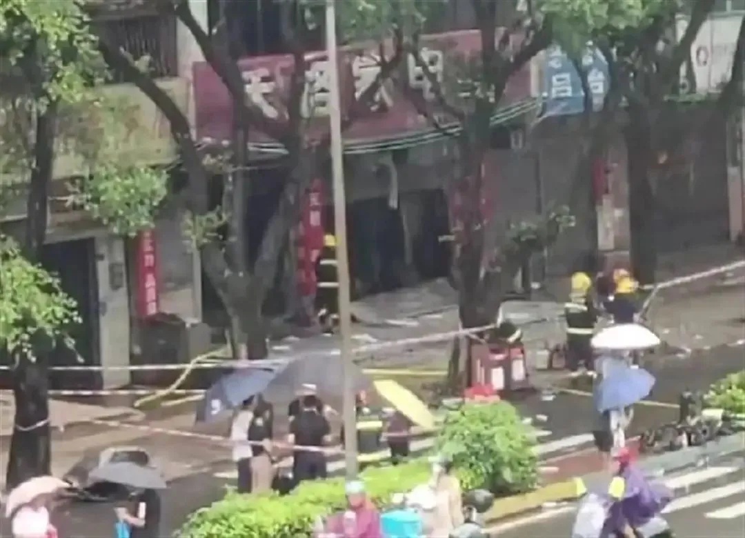 深夜突发！一家6口遇难！
