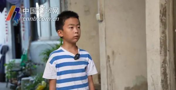 临危不乱！家中起火，宁波8岁男孩“教科书式”报警