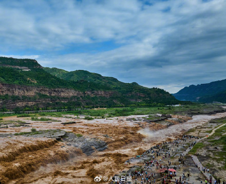 震撼!黄河壶口瀑布壮观景象 震撼!黄河壶口瀑布壮观景象