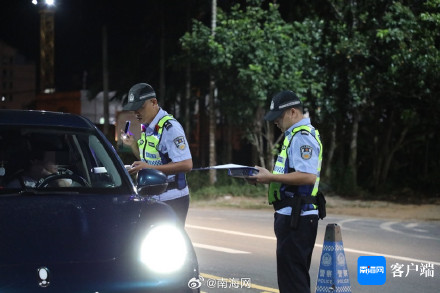 海南交警异地用警查处酒驾醉驾288起 海南交警异地用警查处酒驾醉驾288起