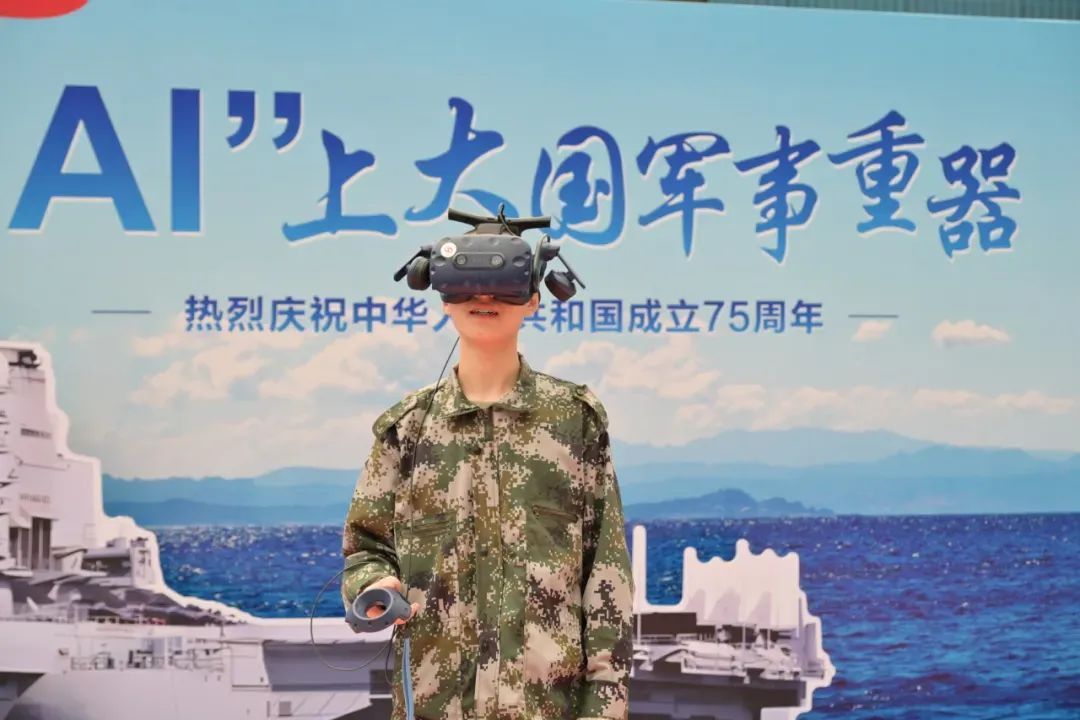 今年的军训又有哪些新鲜事？“学长学姐，你们人还怪好嘞”