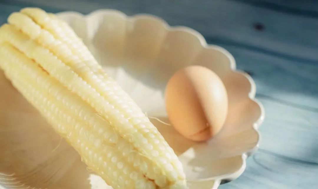 每天吃2个鸡蛋和很少吃鸡蛋的人,谁更健康?一个差别很明显! 每天吃2个鸡蛋和很少吃鸡蛋的人,谁更健康?一个差别很明显!