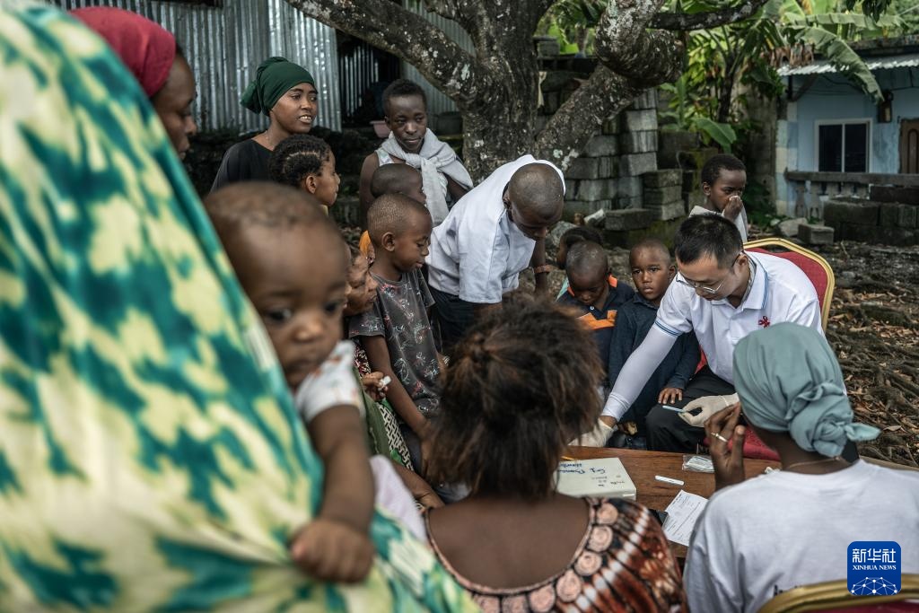 中国援科摩罗抗疟团队已抵岛开始问诊