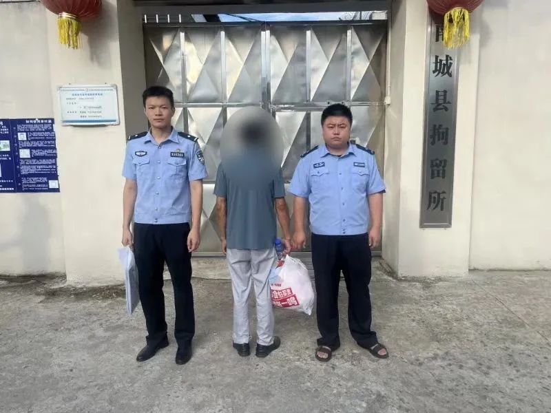 少年搀扶老人遭诬陷殴打？后续来了……