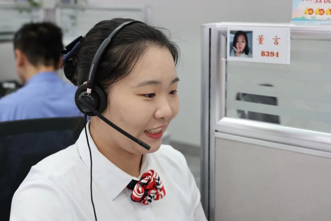 不一样的暑运！她一个月接了6645通电话……