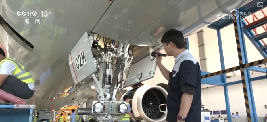 “坐一坐”“飞一飞”！接新机，C919，好评！