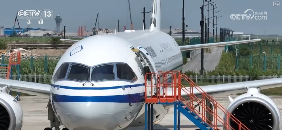 “坐一坐”“飞一飞”！接新机，C919，好评！