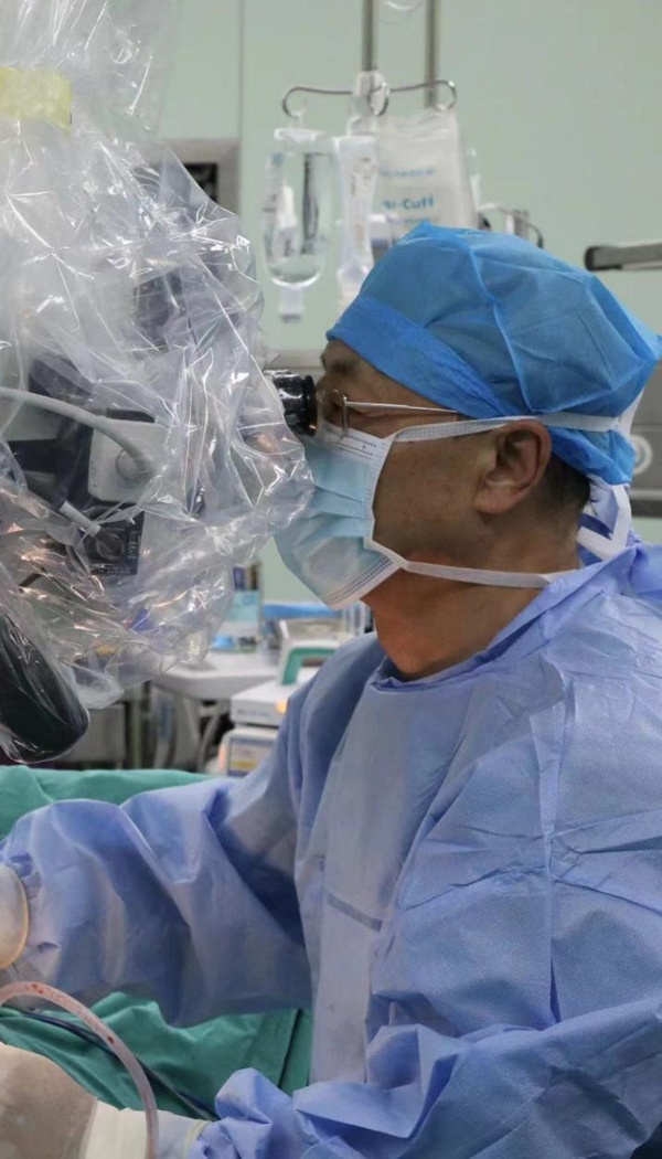 28岁新婚男子突然冷漠少语性情大变！一查原因，出人意料……