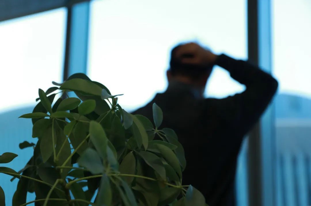 熬夜后不但会变丑，还会变臭？医护告诉你：这是真的