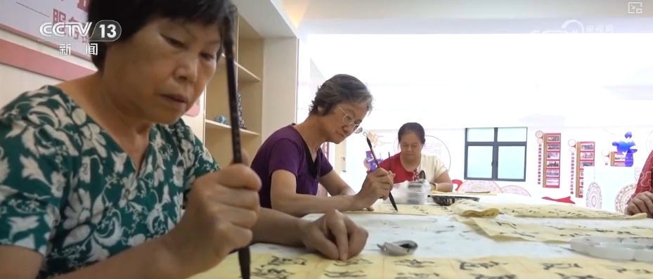 从“区域共居式”到“社区共居式” 各族居民共享美好生活 从“区域共居式”到“社区共居式” 各族居民共享美好生活