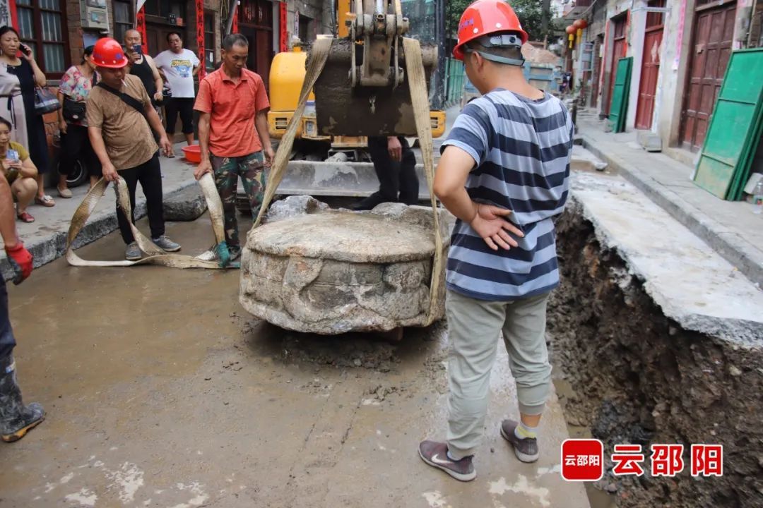 湖南一地挖出巨型石龟！当地曾有民间传说……