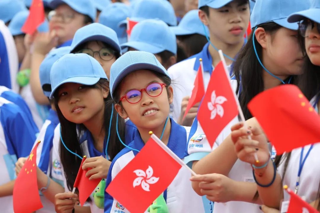 全红婵爱不释手的新公仔,什么来头? 全红婵爱不释手的新公仔,什么来头?