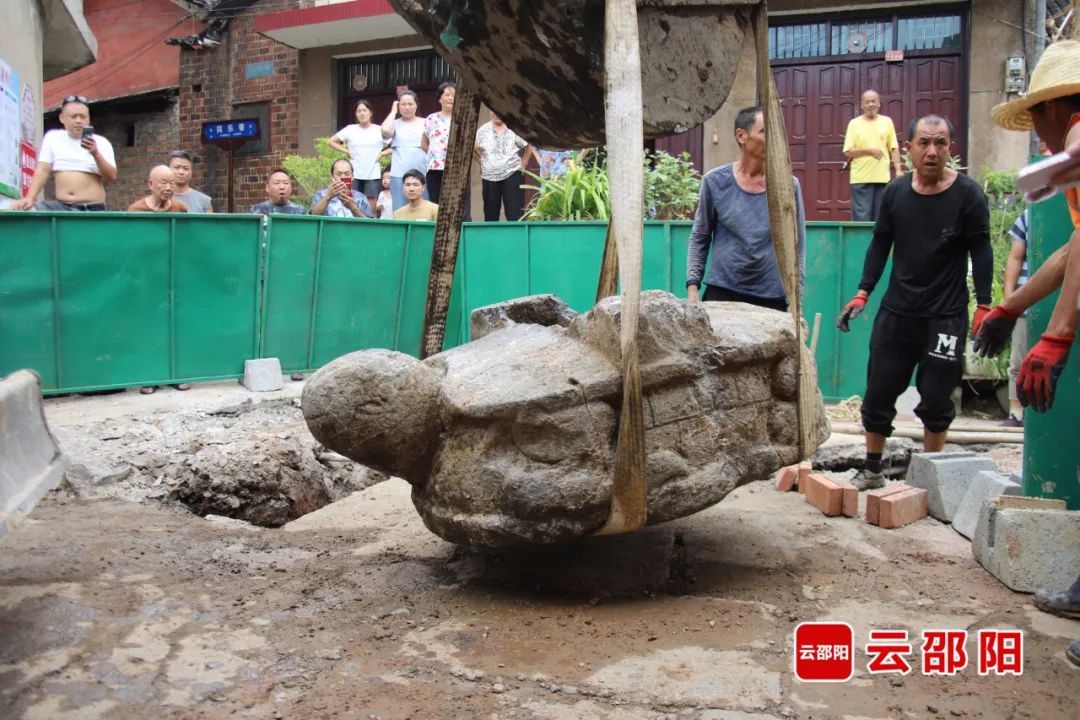 湖南一地挖出巨型石龟！当地曾有民间传说……