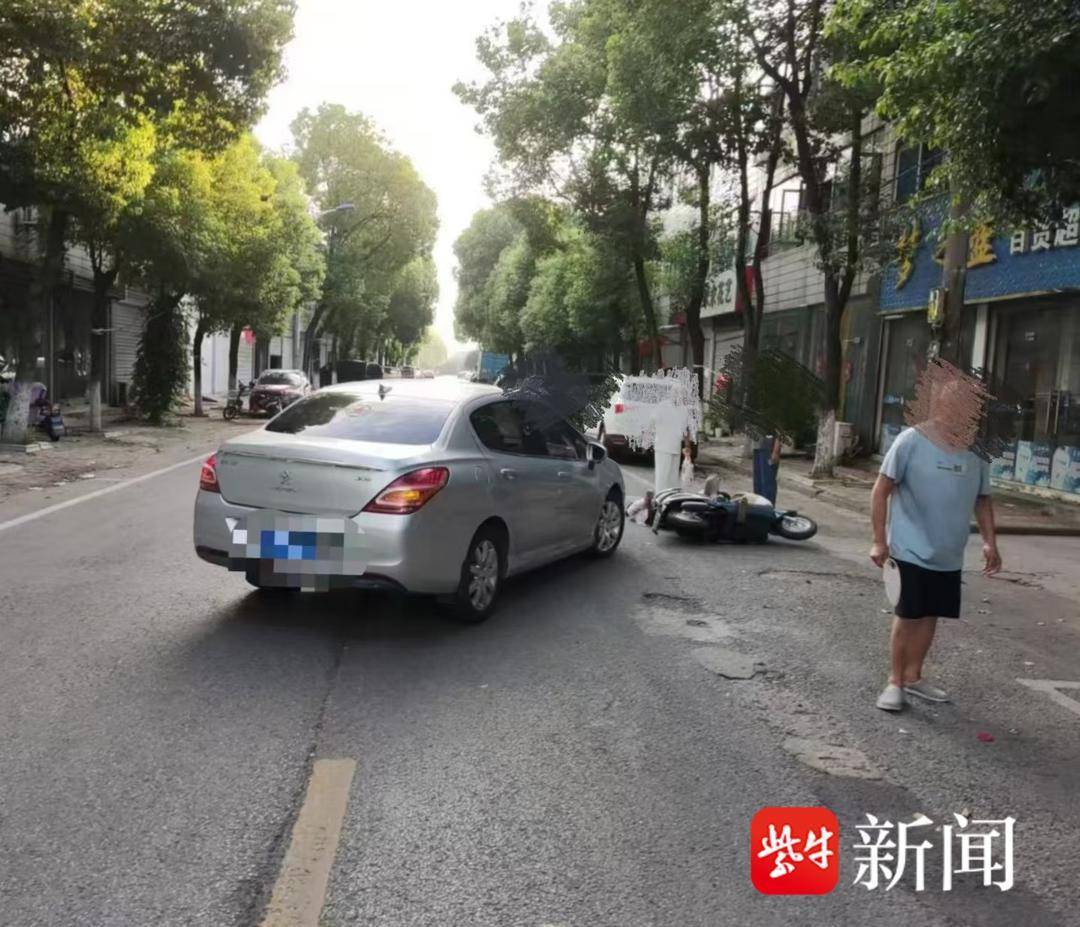 粗心司机右转不观察，撞上电动车被认定担全责