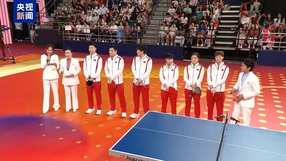 “奥运健儿大汇演” 技艺精湛气氛热烈 “奥运健儿大汇演” 技艺精湛气氛热烈