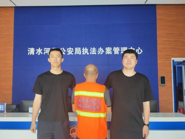 盗、销、收“土龙骨”,12人被抓! 盗、销、收“土龙骨”,12人被抓!