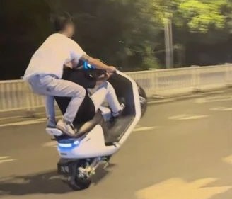 厦门这辆“炸街”的保时捷,落网了! 厦门这辆“炸街”的保时捷,落网了!